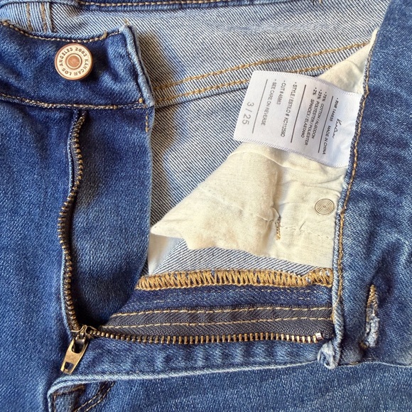 KanCan Women’s Flare Jeans Size 3 Raw Hem Denim Boho Y2K - Picture 6 of 6